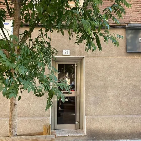 Granvia Fira Apartment